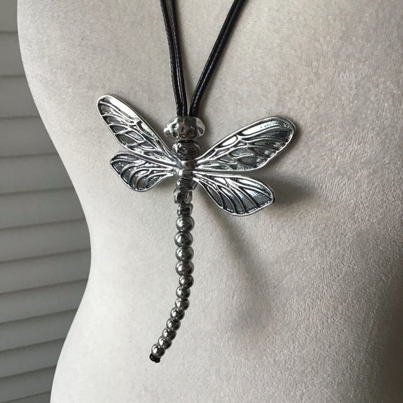 LAST 1! NEW Dragonfly Statement Necklace Movable Wings Gardener Black Cord Lucky - Picture 15 of 16
